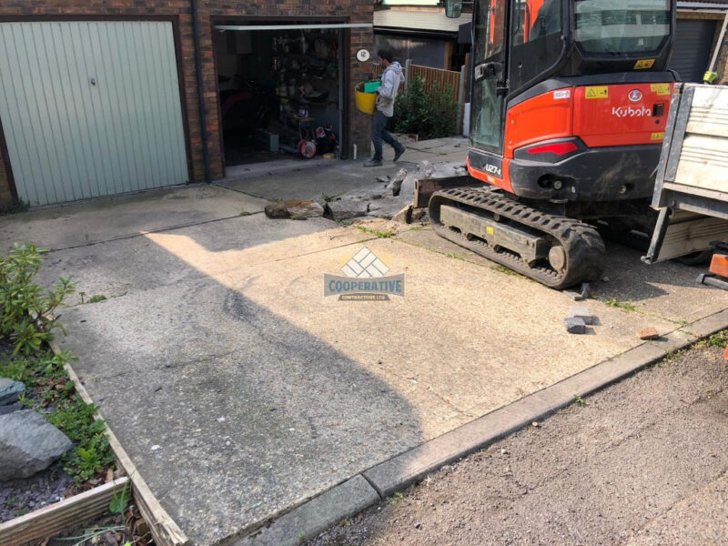 Charcoal and Brindle Block Paved Driveway in Basildon, Essex