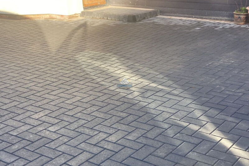 Examples of Block Paved Driveways by Co-Operative Contractors in Essex