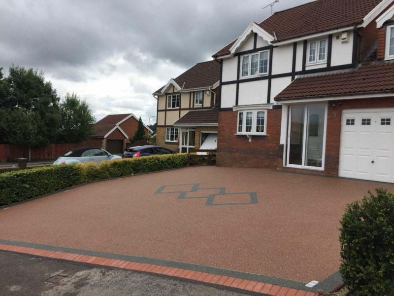 New driveway finished with resin in Hawkwell
